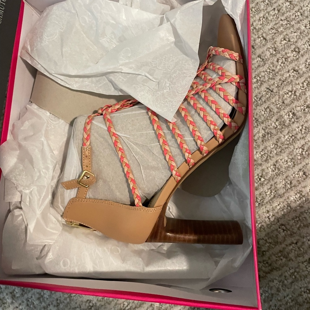 Vince Camuto VC-Ariah Soft‎ Nappa Heels pink and tan - Picture 7 of 10